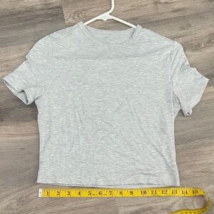 Women's Heather Gray Short Sleeve Crewneck Tee